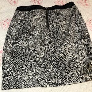 Guess snake print pencil skirt